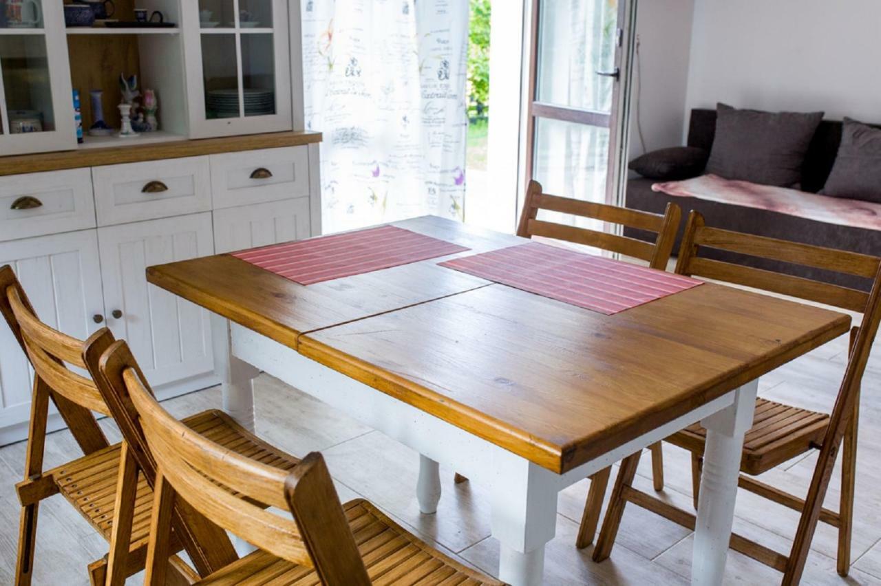 Apartament Przy Kamiennej Chacie Zalewo  エクステリア 写真