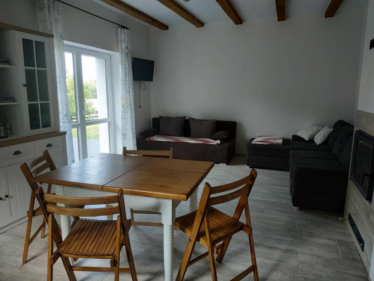 Apartament Przy Kamiennej Chacie Zalewo  エクステリア 写真